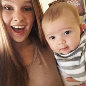 Meet your Posher, Carlie